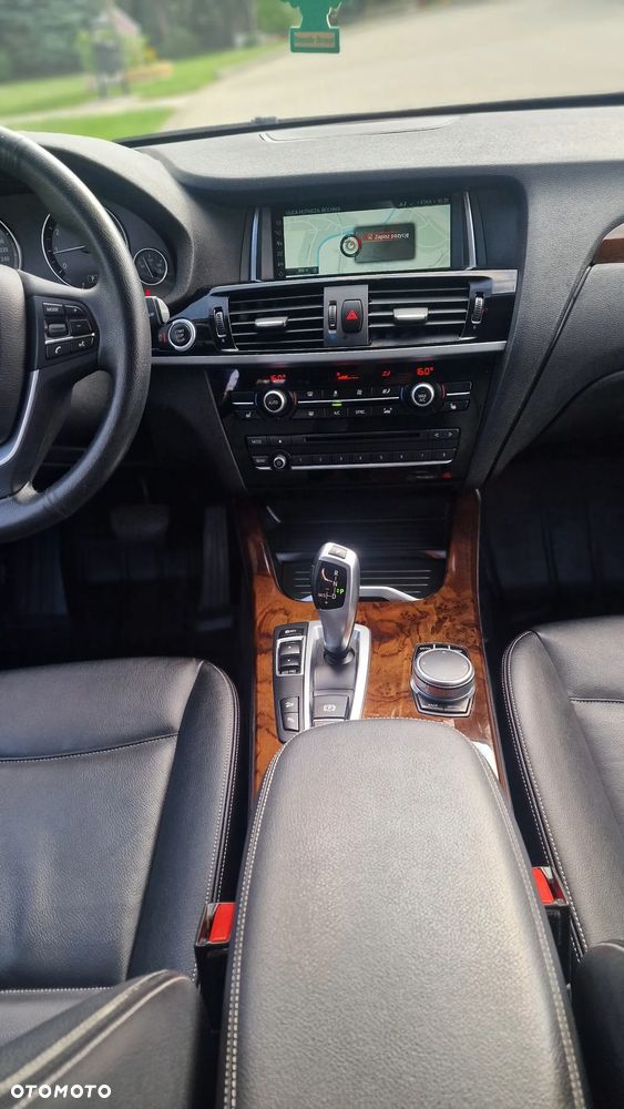 BMW X3 xDrive28i - 19