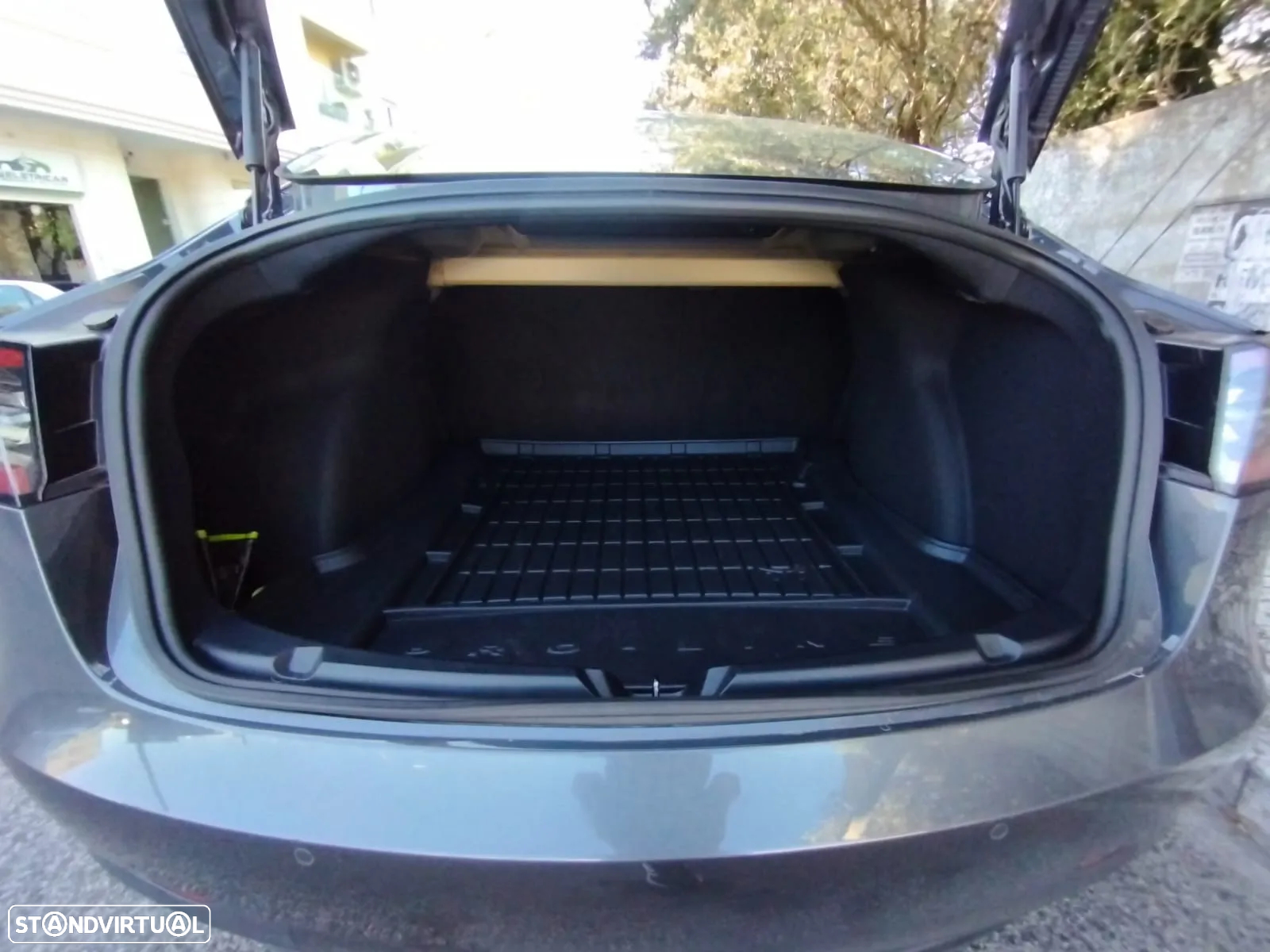 Tesla Model 3 Long Range AWD Dual Motor - 5