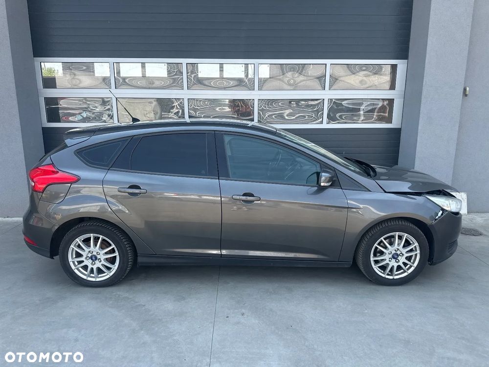 Ford Focus 1.6 TDCi Titanium - 6