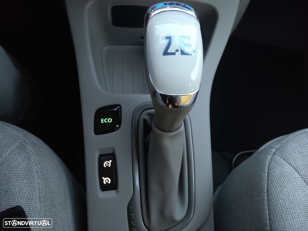 Renault Zoe (c/ Bateria) Life 40 - 19