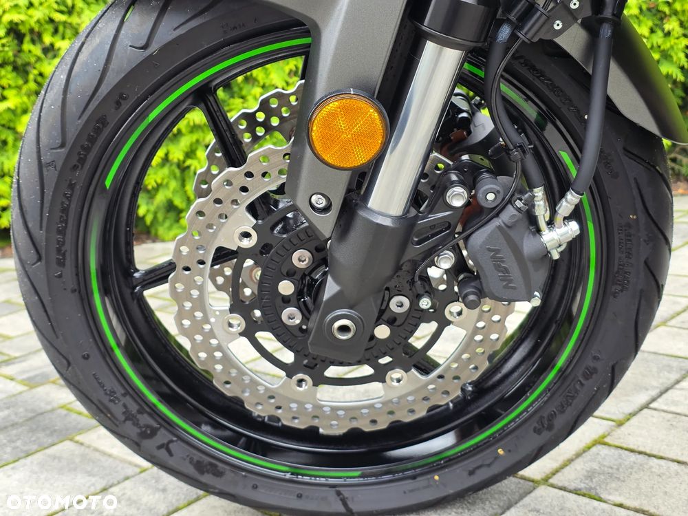 Kawasaki Versys 650 - 37