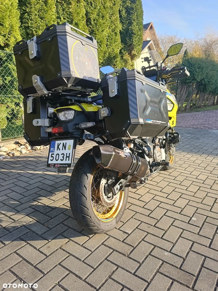 Suzuki V-STROM - 4