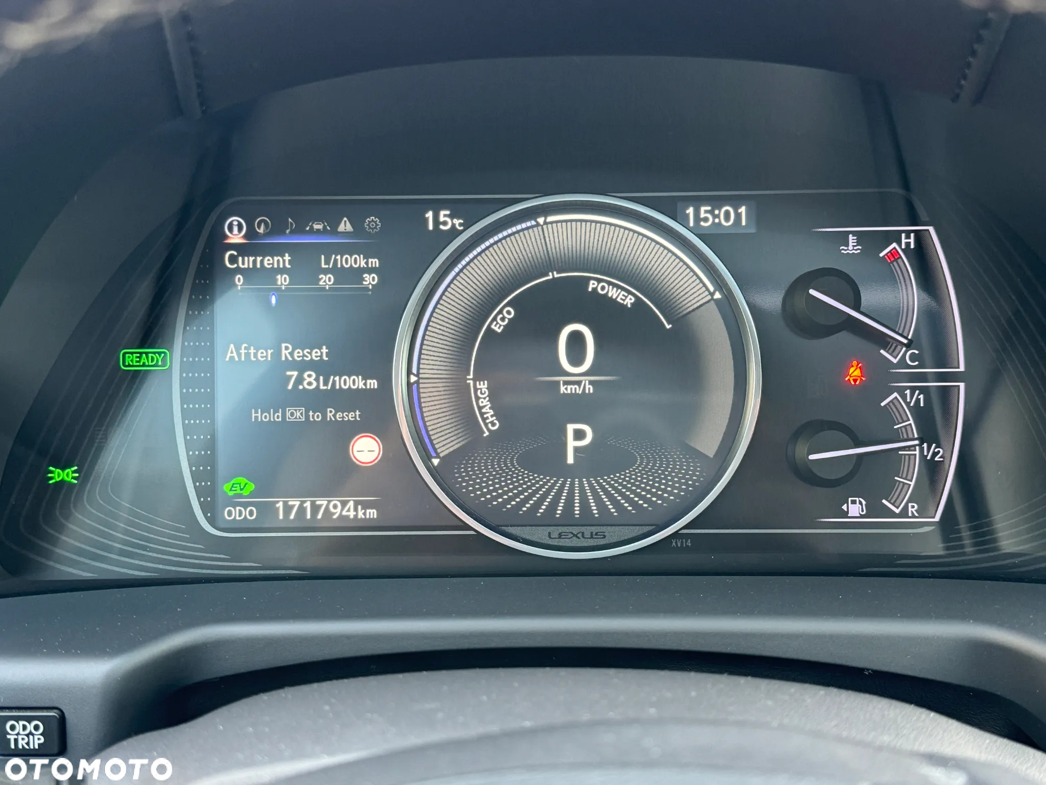 Lexus ES 300h Elegance - 12