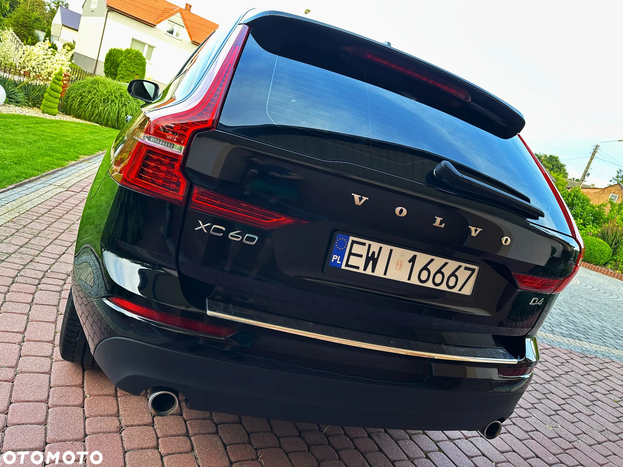 Volvo XC 60 D4 Momentum Pro - 20