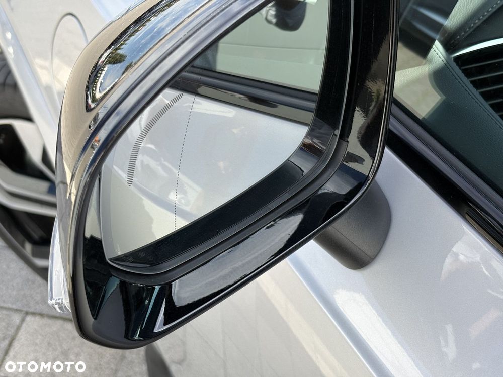 Volvo XC 90 - 36