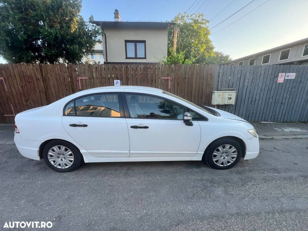 Honda Civic 1.8 S - 3