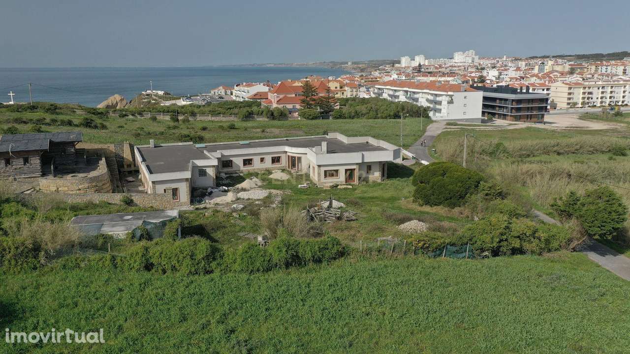 Hostel Boutique T8 + 2 bungalows T1 em Silveira, Torres Vedras - Grande imagem: 2/14