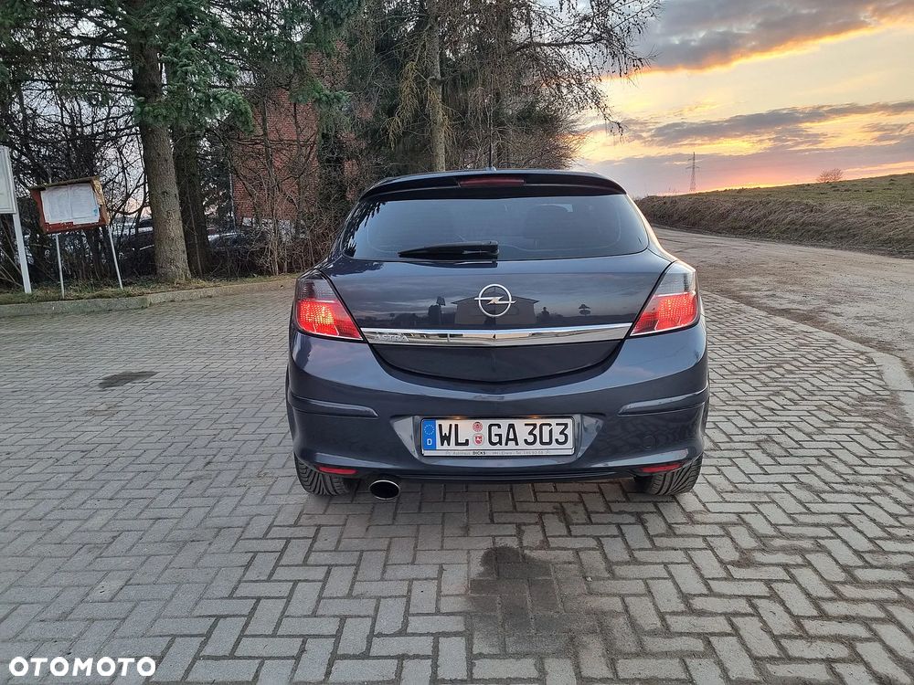 Opel Astra 1.6 Turbo Sport - 4