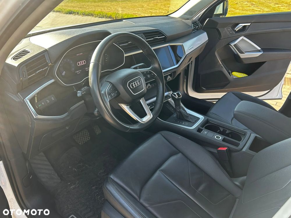 Audi Q3 - 12