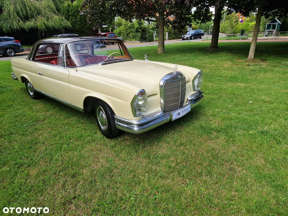 Mercedes-Benz Inny - 2