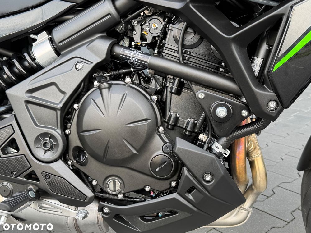 Kawasaki Versys 650 - 15