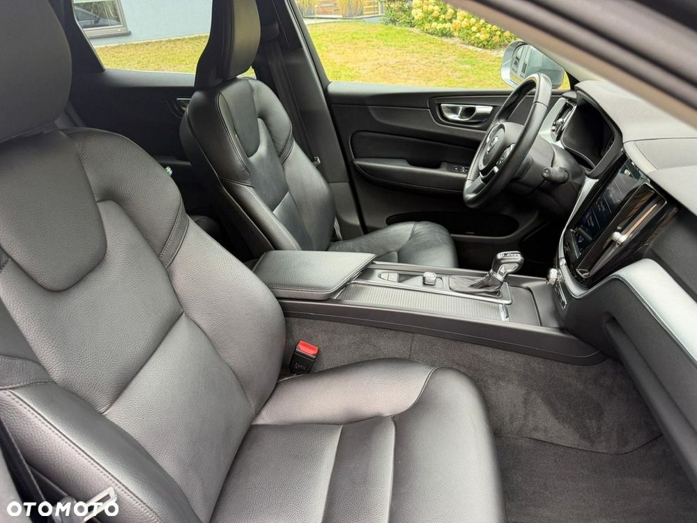Volvo XC 60 D4 SCR Momentum - 15