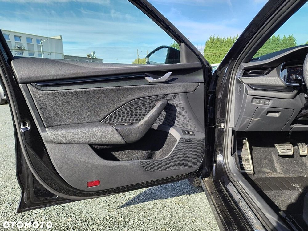 Skoda Octavia 2.0 TSI Sportline 4x4 DSG - 10