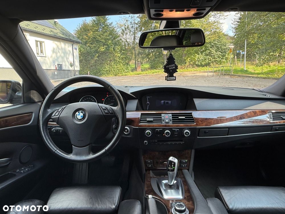BMW Seria 5 525d Touring Edition Exclusive - 15
