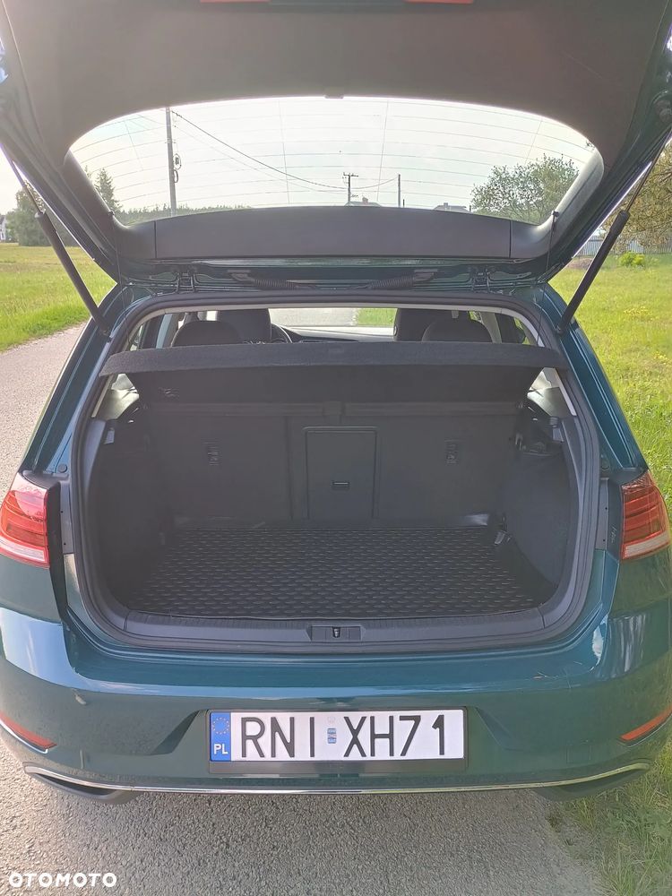 Volkswagen Golf - 11