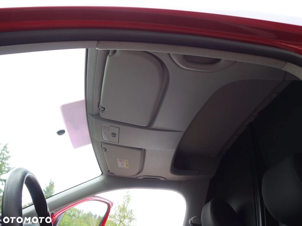 Volkswagen Caddy 2.0 TDI Comfortline - 39