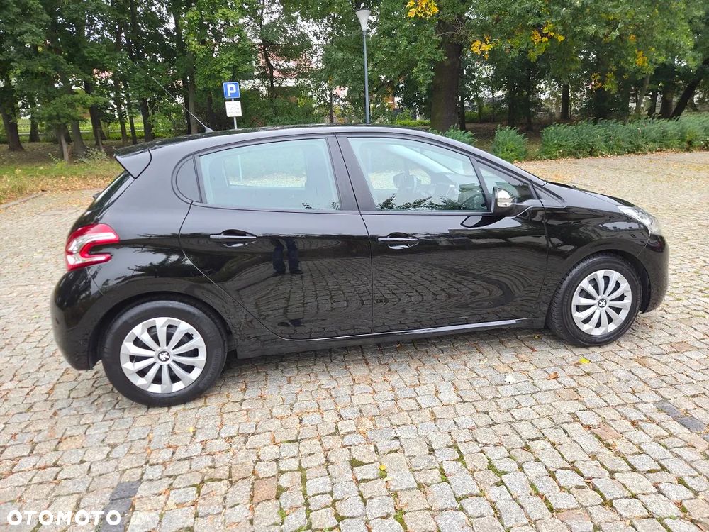 Peugeot 208 1.6 e-HDi Allure STT - 5