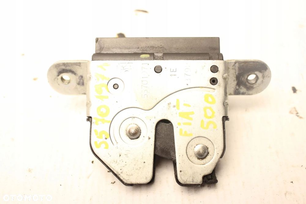 LANCIA DELTA OPEL CORSA D FIAT BRAVO II ZAMEK KLAPY BAGAŻNIKA TYŁ 55701971 - 1