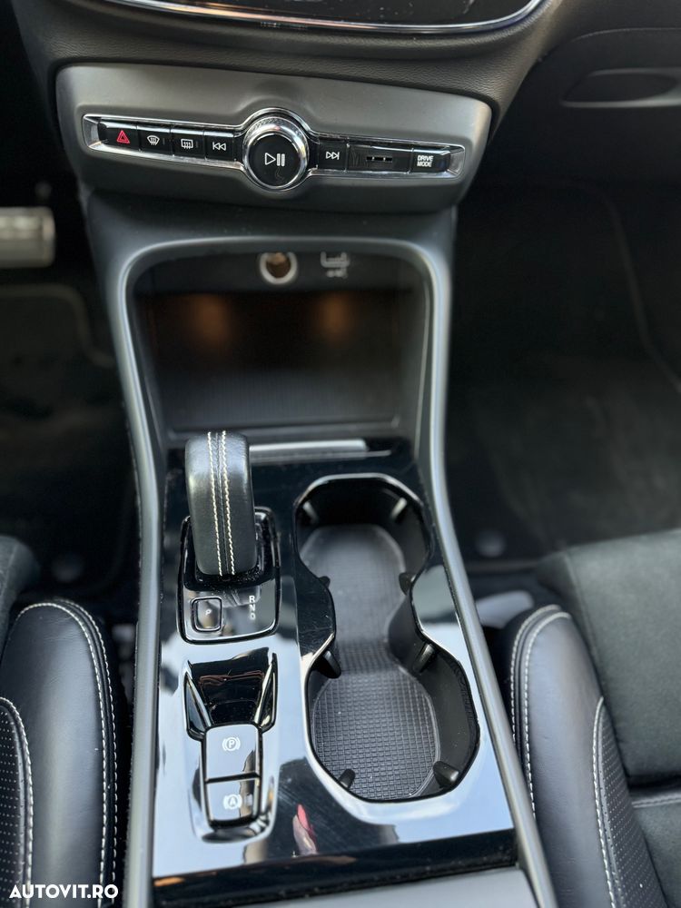 Volvo XC 40 D3 Geartronic R-Design - 14