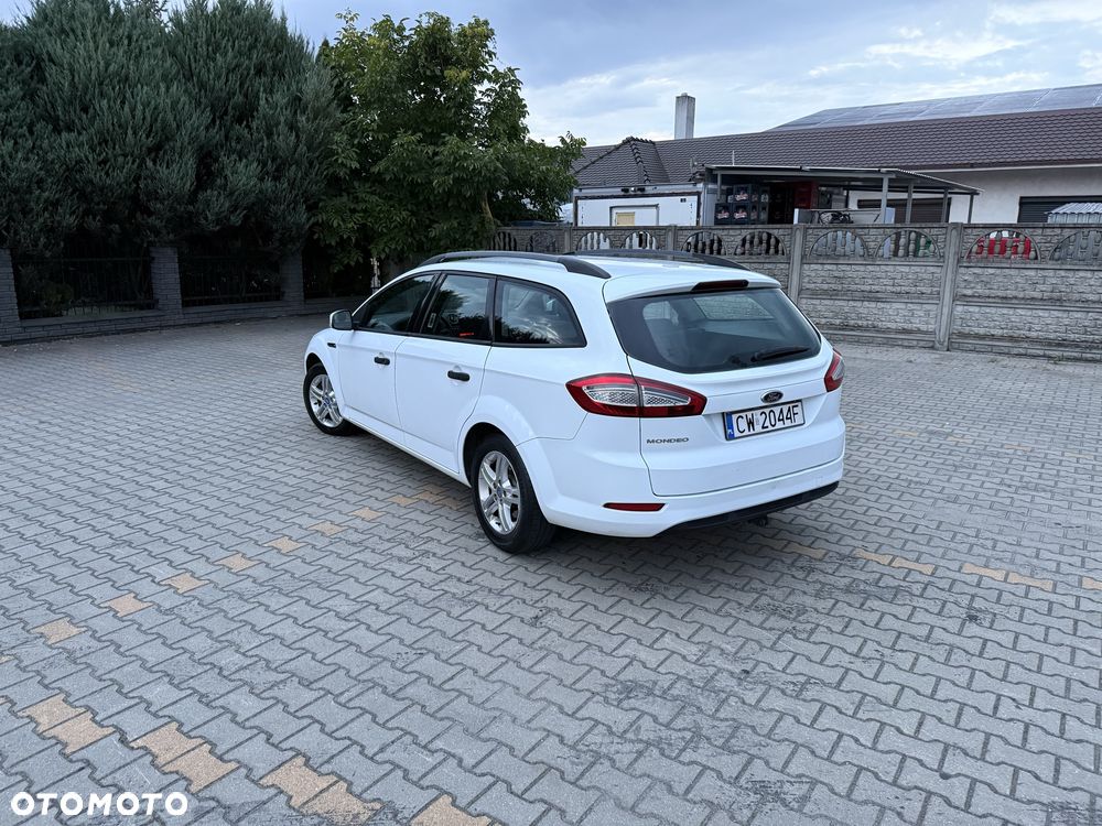 Ford Mondeo SW - 2