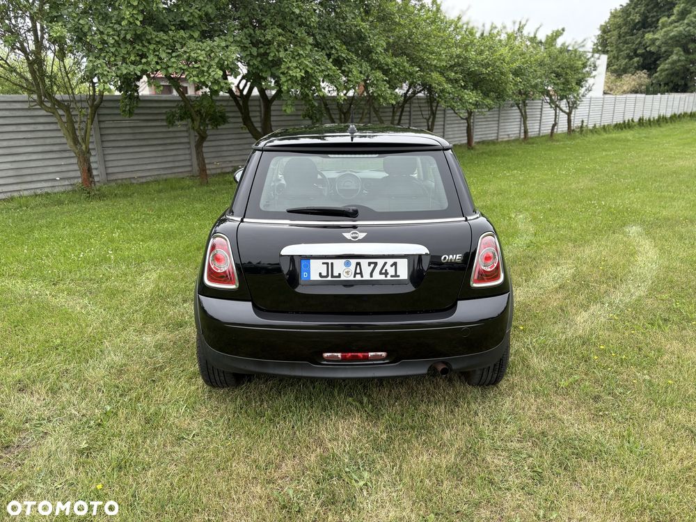 MINI ONE - 5