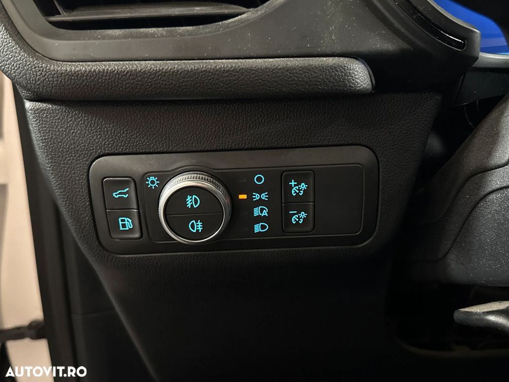 Ford Kuga - 15
