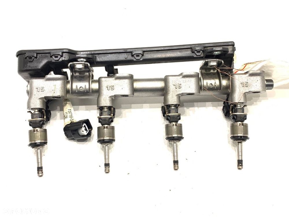 LISTWA WTRYSKOWA  SUZUKI SX4 S-CROSS (JY) 2013 - 2022 1.4 Hybrid (Mild Hybrid) (AKK 414) 95 kW [129 - 1