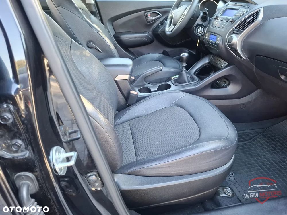 Hyundai Tucson blue 1.7 CRDi 2WD Style - 17