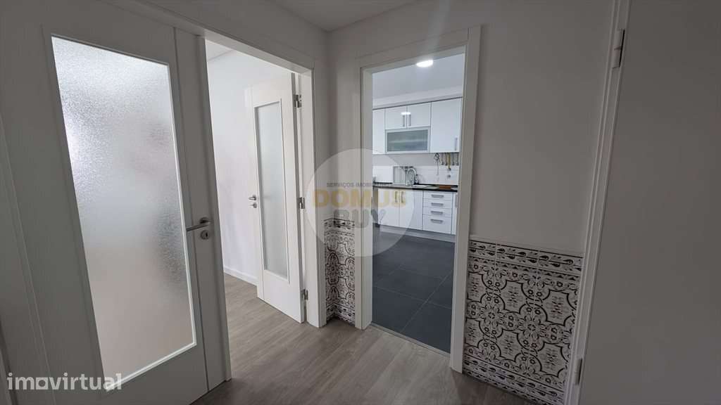 APARTAMENTO T3 REMODELADO COM 115M² AREA UTIL - PAIO PIRES - Grande imagem: 4/24
