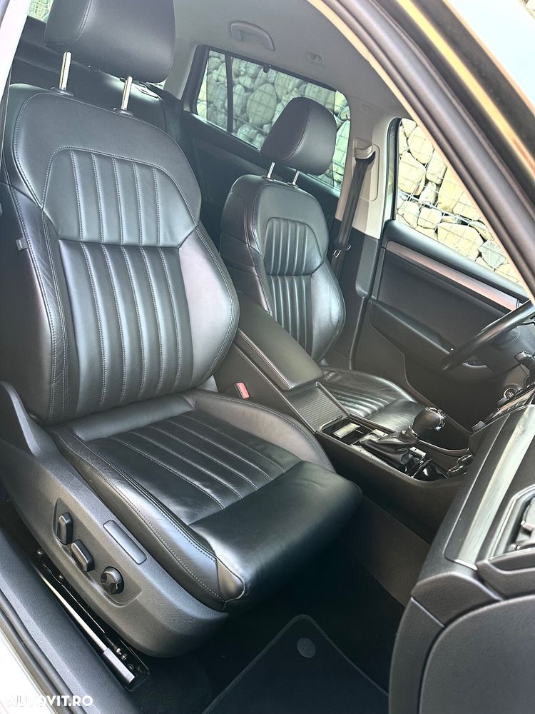 Skoda Superb Combi 1.6 TDI DSG Style - 8