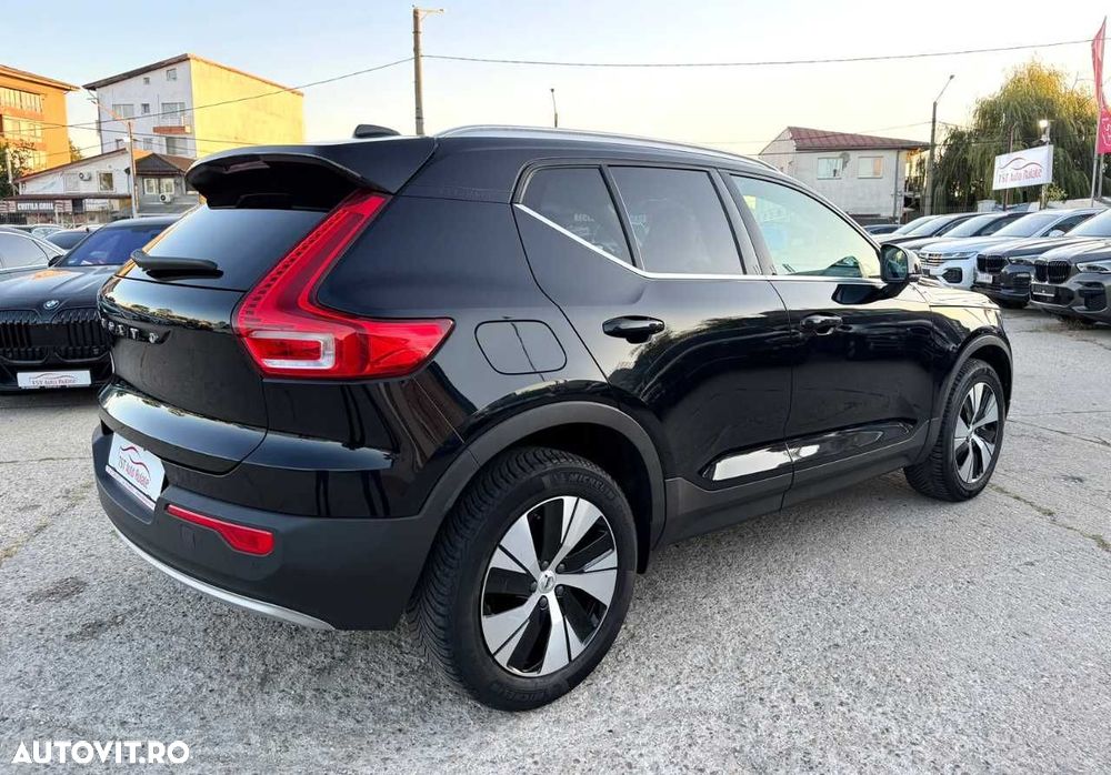 VOLVO XC40 2022 — imagine 10