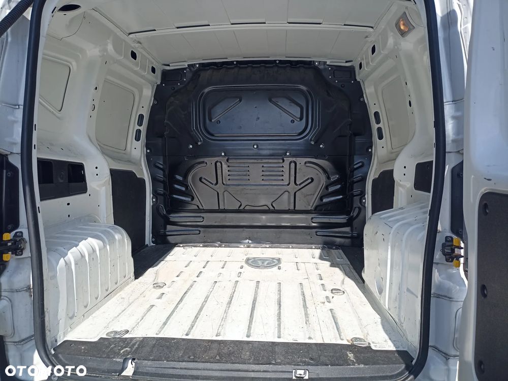 Fiat Fiorino Cargo - 19