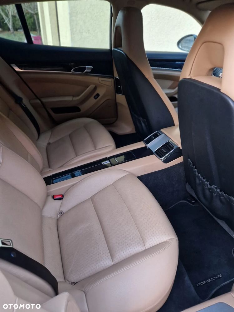 Porsche Panamera Diesel - 10