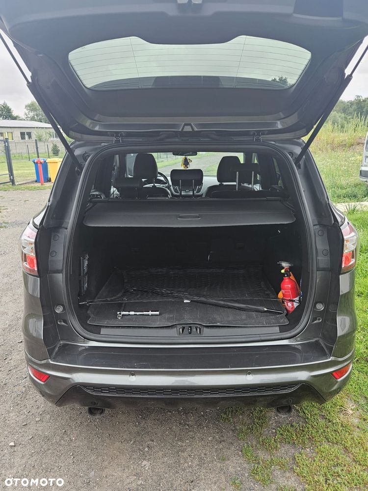 Ford Kuga 2.0 TDCi AWD ST-Line - 19