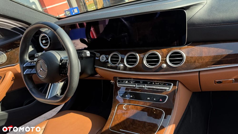 Mercedes-Benz Klasa E 300 de 4Matic 9G-TRONIC AMG Line - 6