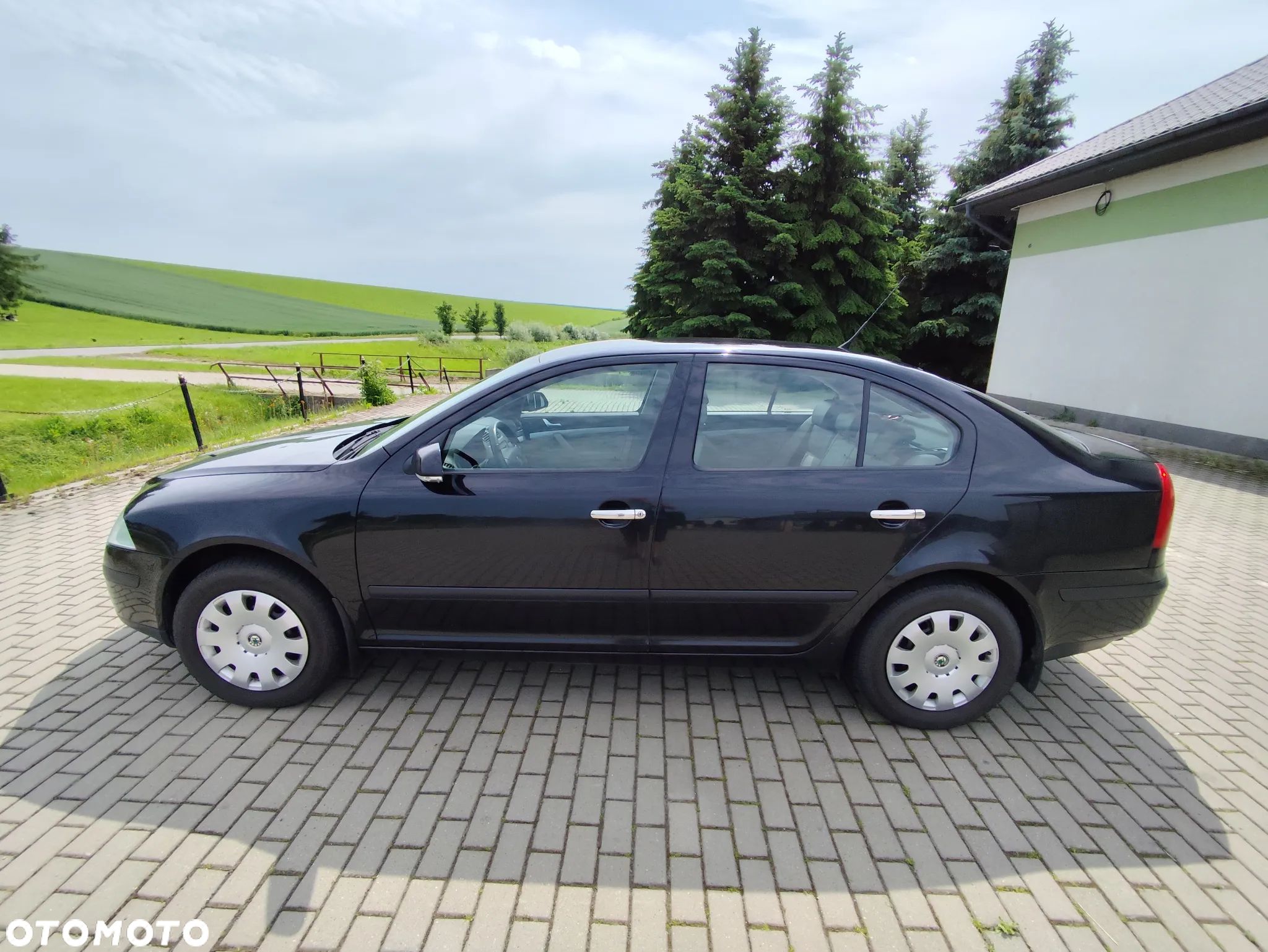 Skoda Octavia 2.0 TDI Ambiente - 1