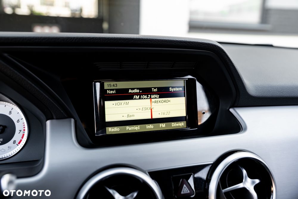 Mercedes-Benz GLK 250 7G-TRONIC - 34