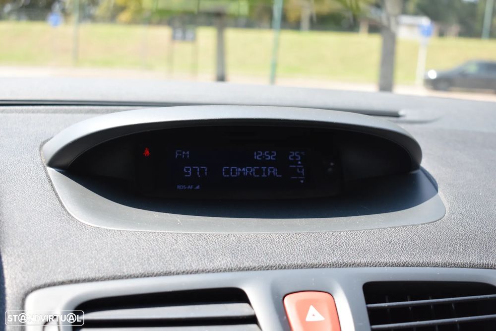 Renault Mégane Coupe - 19