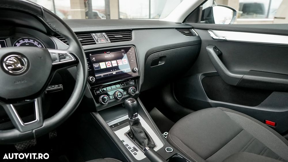 Skoda Octavia 1.6 TDI DSG Ambition - 12