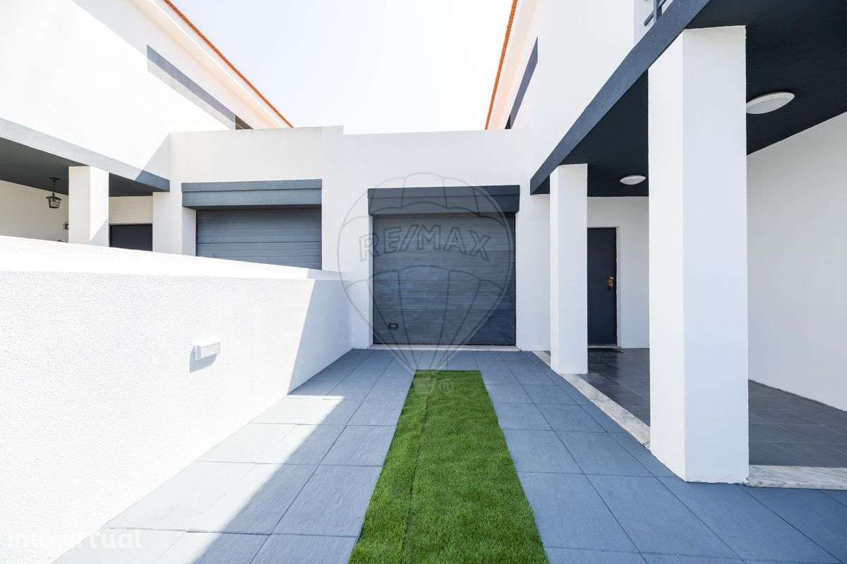 Moradia T4 para venda - Grande imagem: 2/25