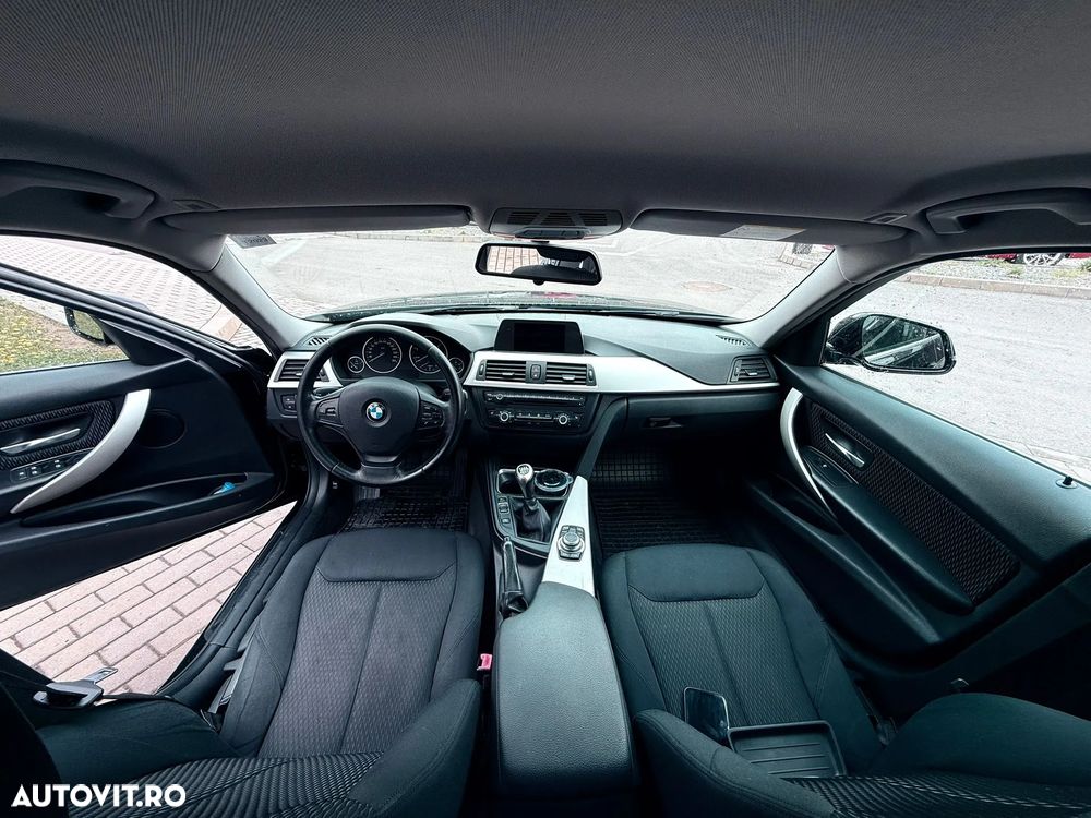 BMW Seria 3 320d - 3