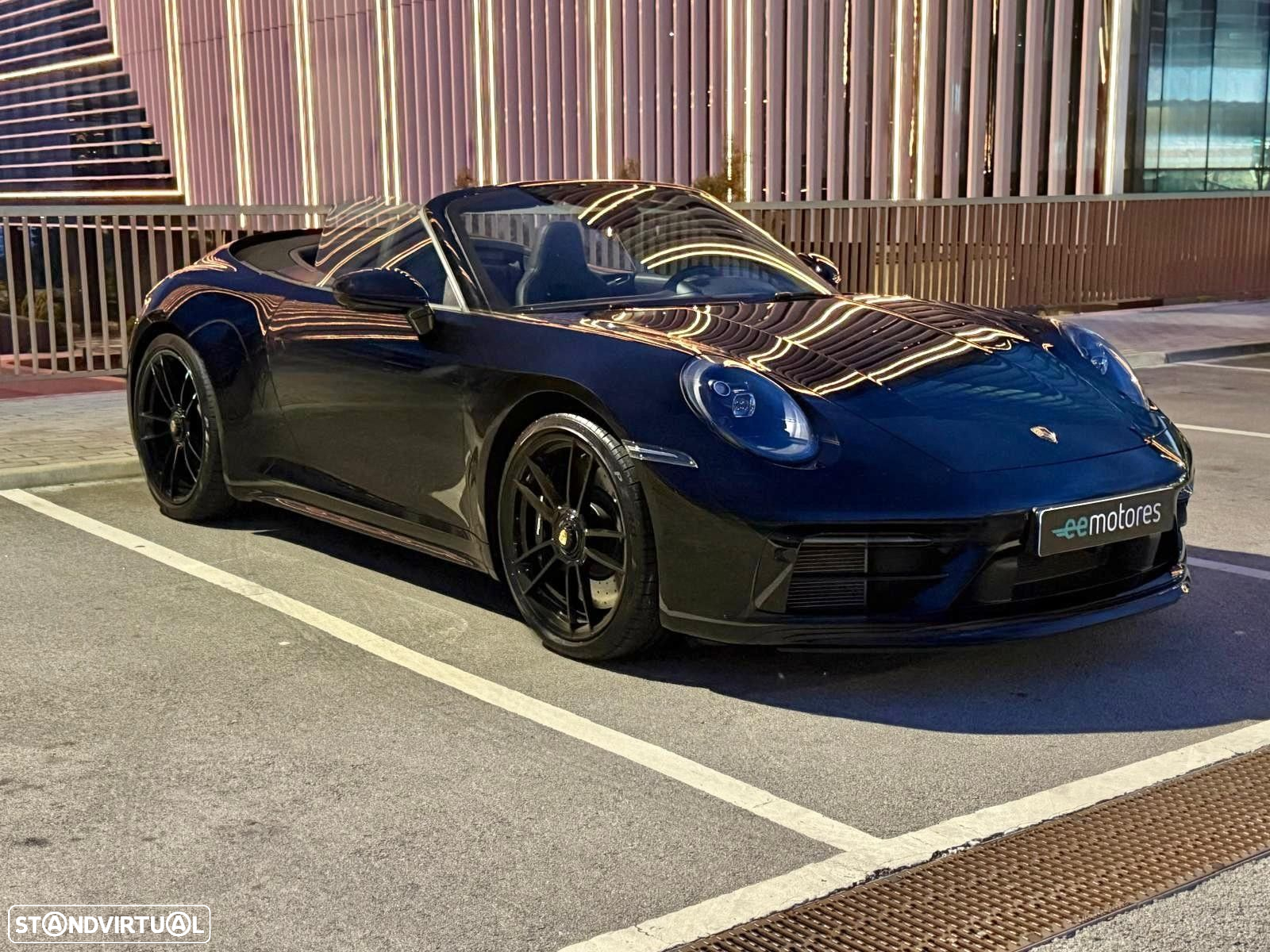 Porsche 911 (992) - 2