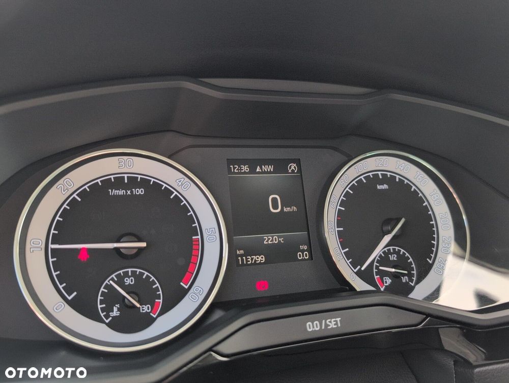 Skoda Superb 2.0 TDI SCR Style - 27