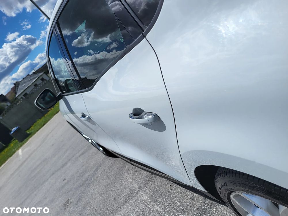 Renault Scenic - 10