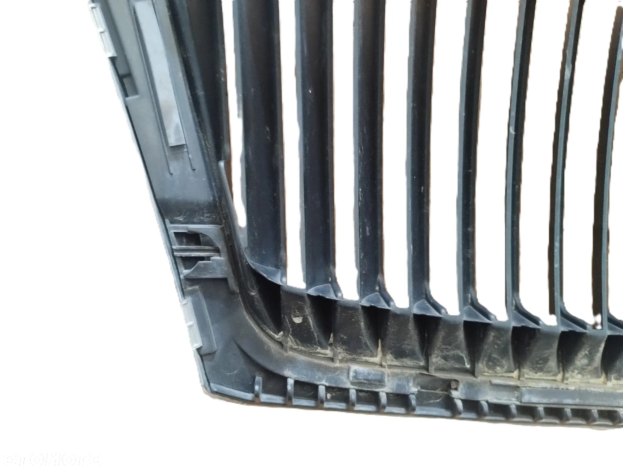 SKODA OCTAVIA II 04-13 r. GRILL ATRAPA CHŁODICY + - 4