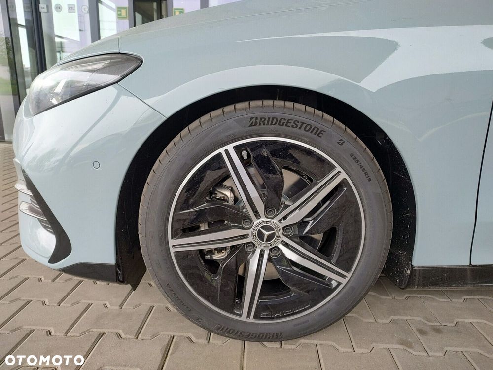 Mercedes-Benz CLA - 15
