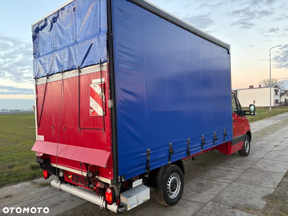 Mercedes-Benz Sprinter - 10