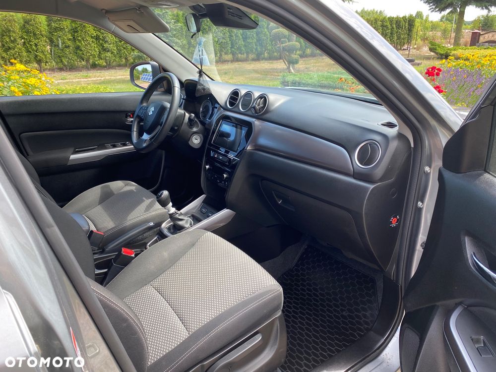 Suzuki Vitara - 10