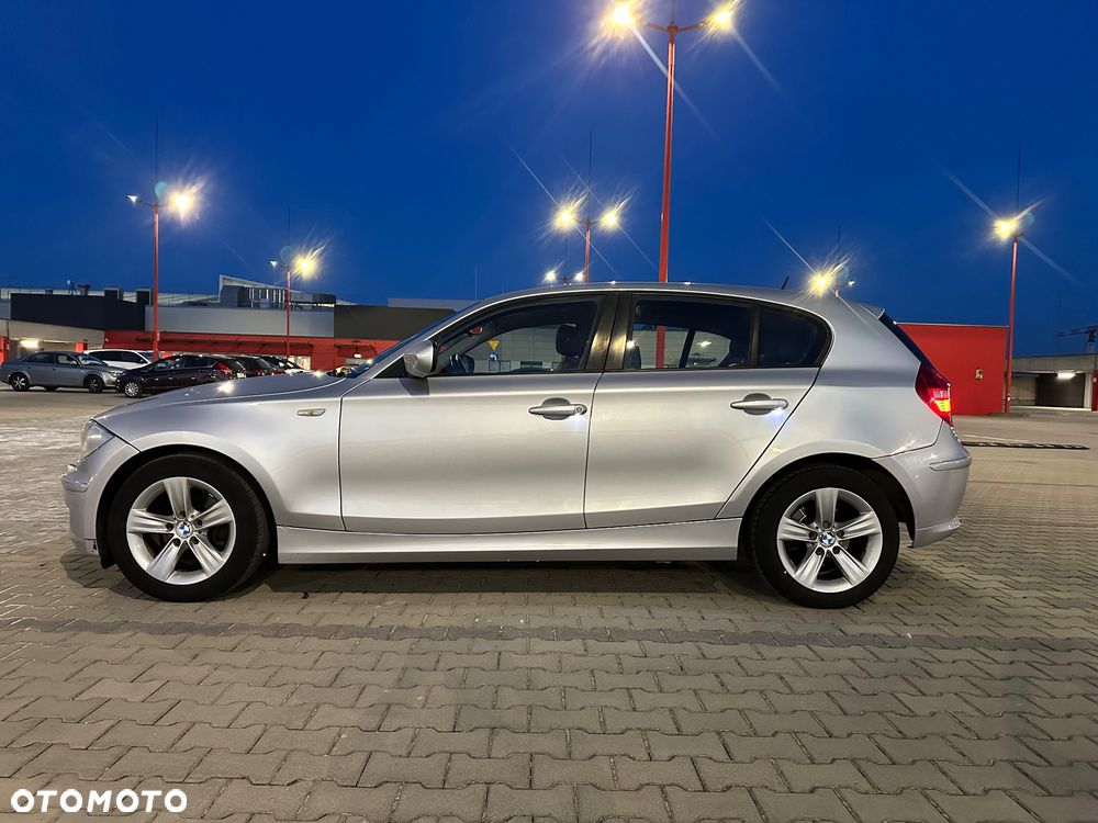 BMW Seria 1 116d DPF - 6