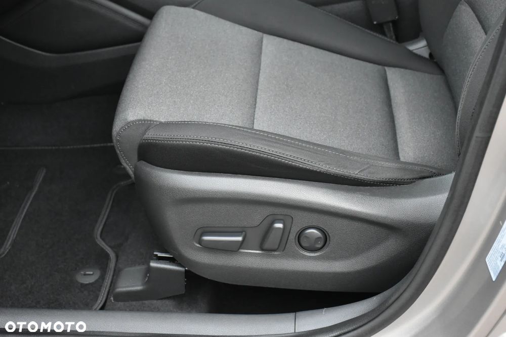 Hyundai Tucson 2.0 CRDI 4WD Automatik Premium - 27